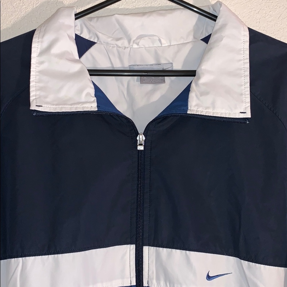 Nike windbreaker